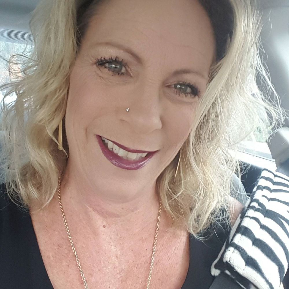 Meet your Posher, Stacy